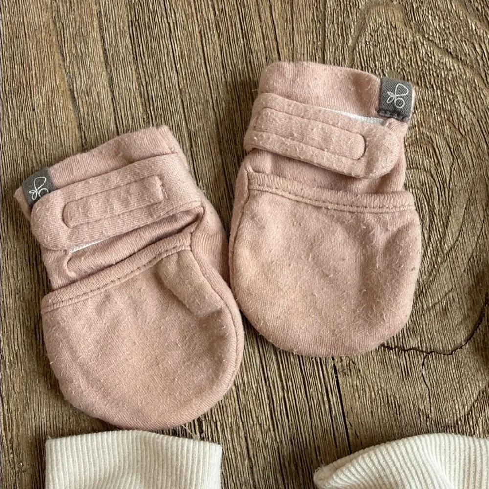 Goumi Kids Baby Mittens and Booties Set
